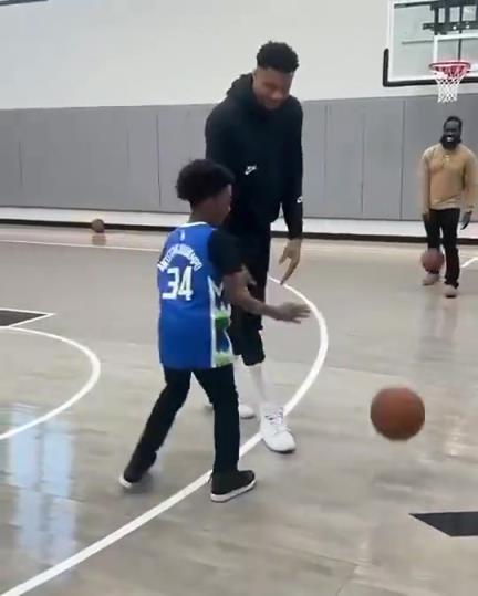 休赛期不要乱打野球，身价容易受损