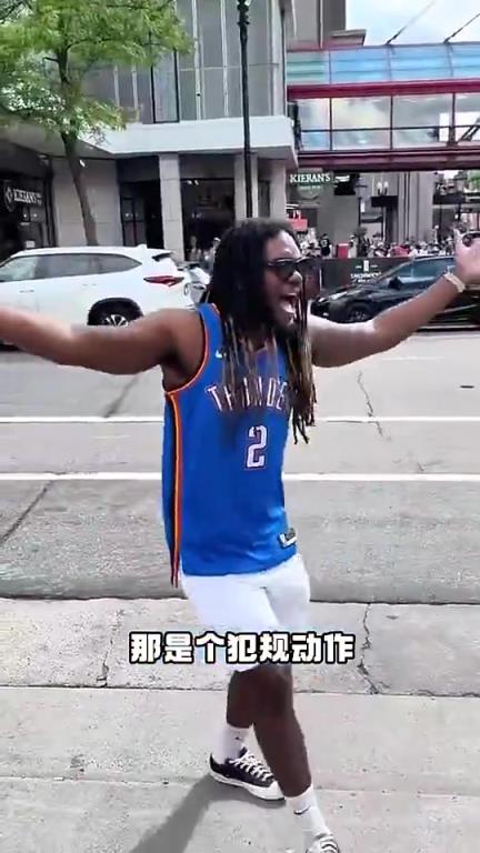 数据很炸+带队总决赛！但亚历山大似乎非常不受美国球迷待见啊